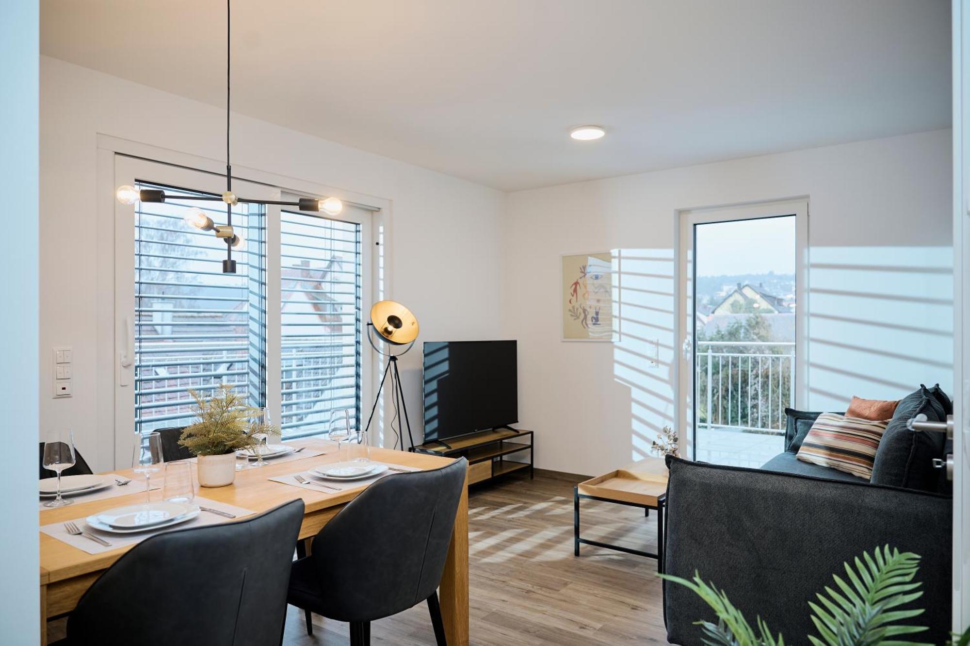 Moderne Apartments Mit Highspeed-Wlan Und Gratis-Tiefgarage Ihr Perfekter Rueckzugsort Nahe Dem Zentrum Und Der Therme I Barrierearm บาดคิสซินเงิน ภายนอก รูปภาพ