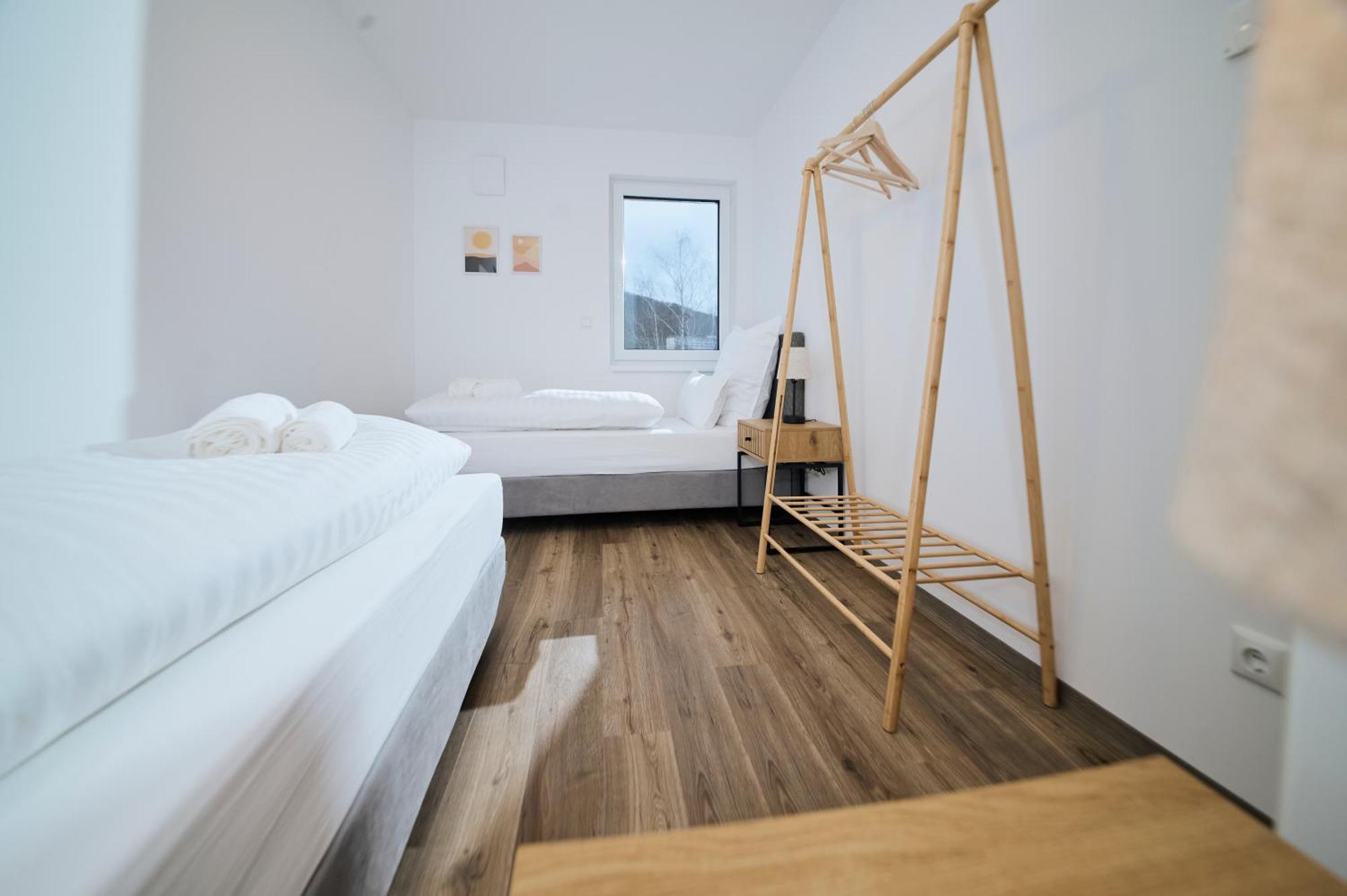 Moderne Apartments Mit Highspeed-Wlan Und Gratis-Tiefgarage Ihr Perfekter Rueckzugsort Nahe Dem Zentrum Und Der Therme I Barrierearm บาดคิสซินเงิน ภายนอก รูปภาพ