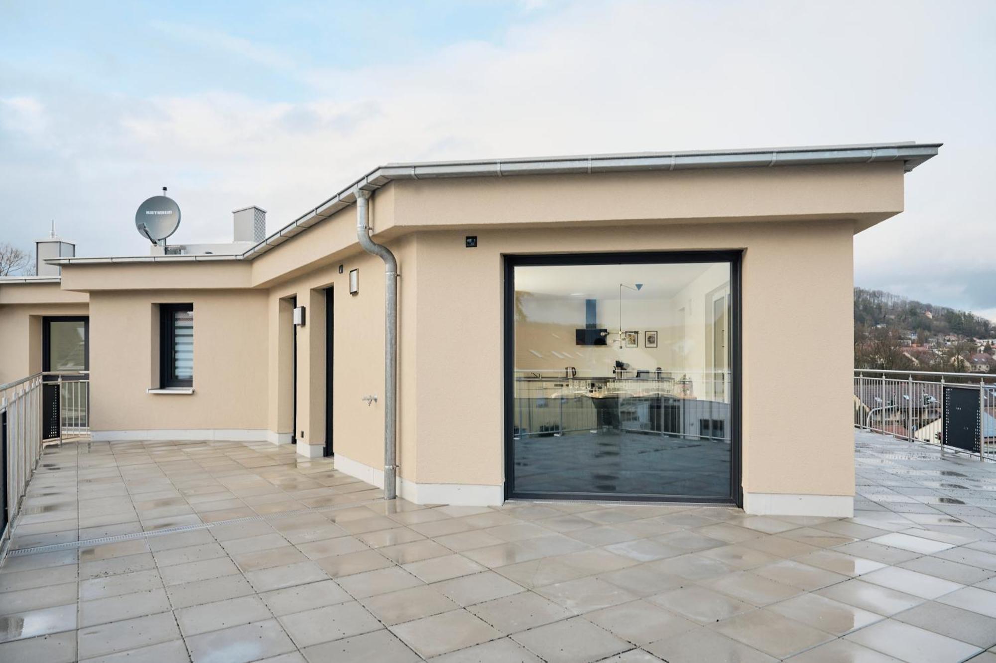 Moderne Apartments Mit Highspeed-Wlan Und Gratis-Tiefgarage Ihr Perfekter Rueckzugsort Nahe Dem Zentrum Und Der Therme I Barrierearm บาดคิสซินเงิน ภายนอก รูปภาพ