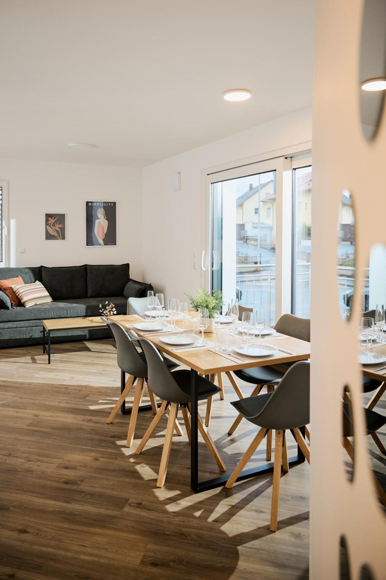 Moderne Apartments Mit Highspeed-Wlan Und Gratis-Tiefgarage Ihr Perfekter Rueckzugsort Nahe Dem Zentrum Und Der Therme I Barrierearm บาดคิสซินเงิน ภายนอก รูปภาพ