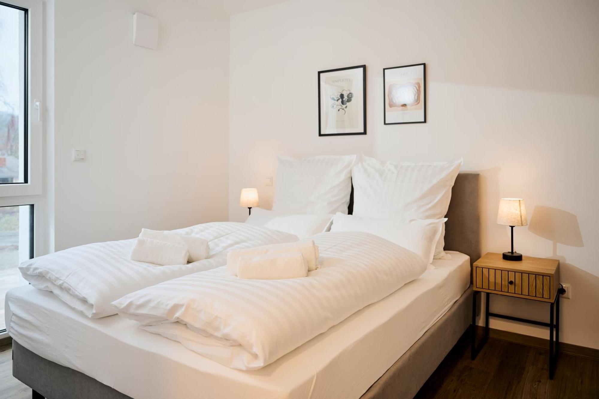 Moderne Apartments Mit Highspeed-Wlan Und Gratis-Tiefgarage Ihr Perfekter Rueckzugsort Nahe Dem Zentrum Und Der Therme I Barrierearm บาดคิสซินเงิน ภายนอก รูปภาพ