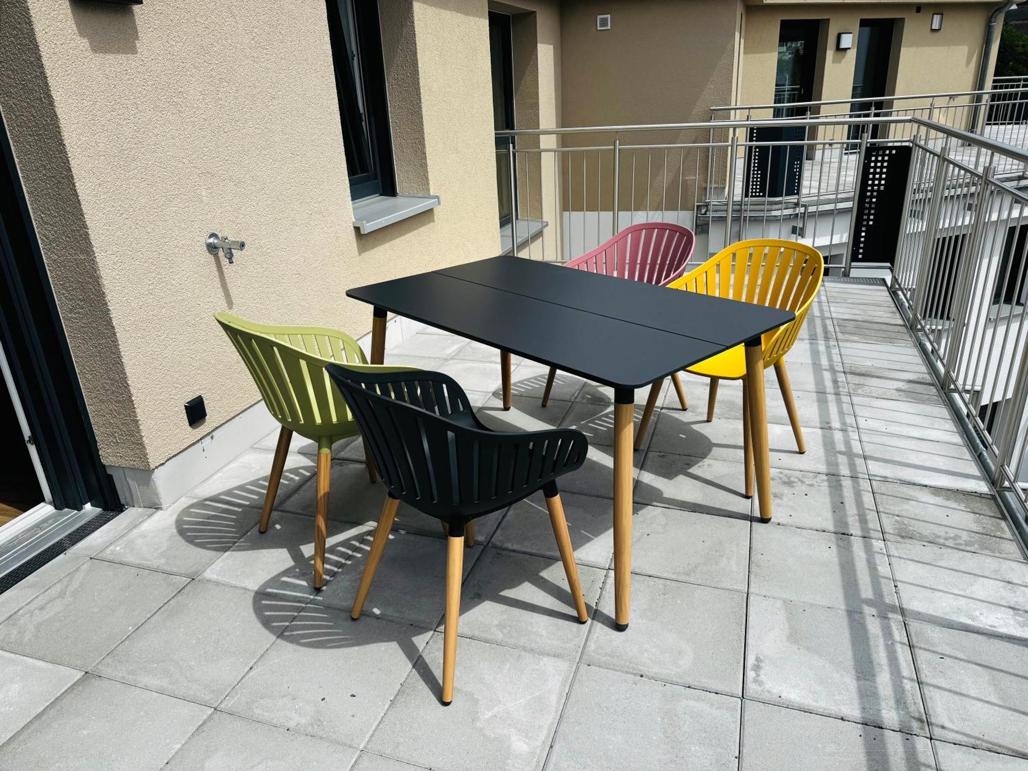 Moderne Apartments Mit Highspeed-Wlan Und Gratis-Tiefgarage Ihr Perfekter Rueckzugsort Nahe Dem Zentrum Und Der Therme I Barrierearm บาดคิสซินเงิน ภายนอก รูปภาพ